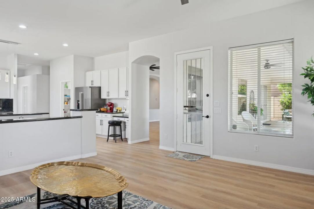 Real Estate Picture 15
