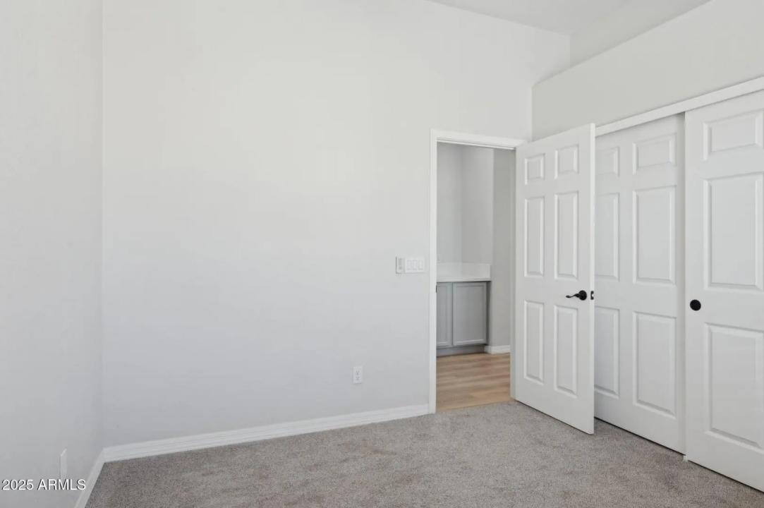 Real Estate Picture 34