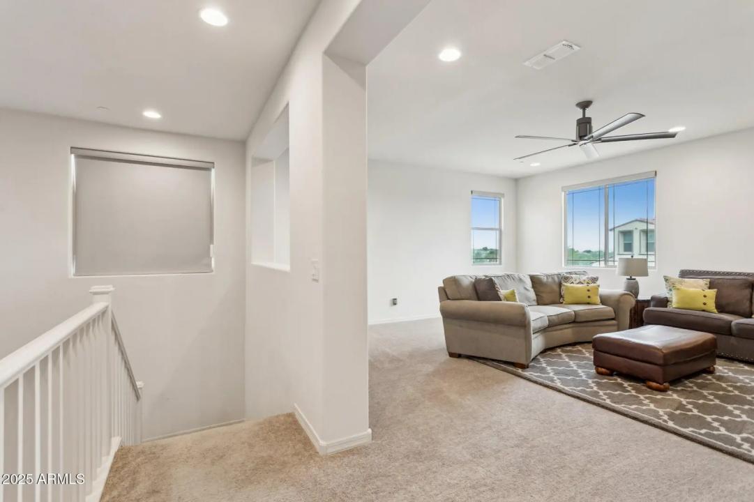 Real Estate Picture 25