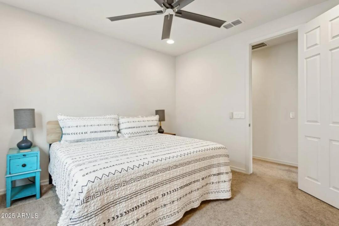 Real Estate Picture 29