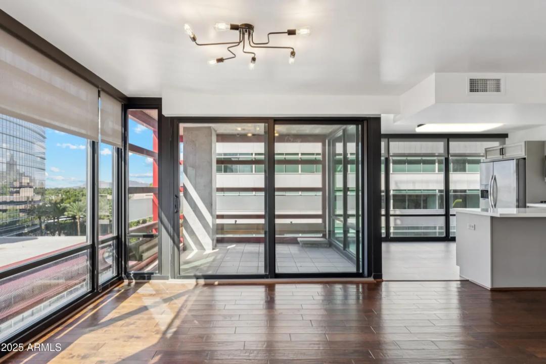 Real Estate Picture 3
