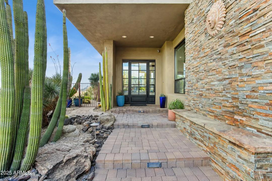 Real Estate Picture 1