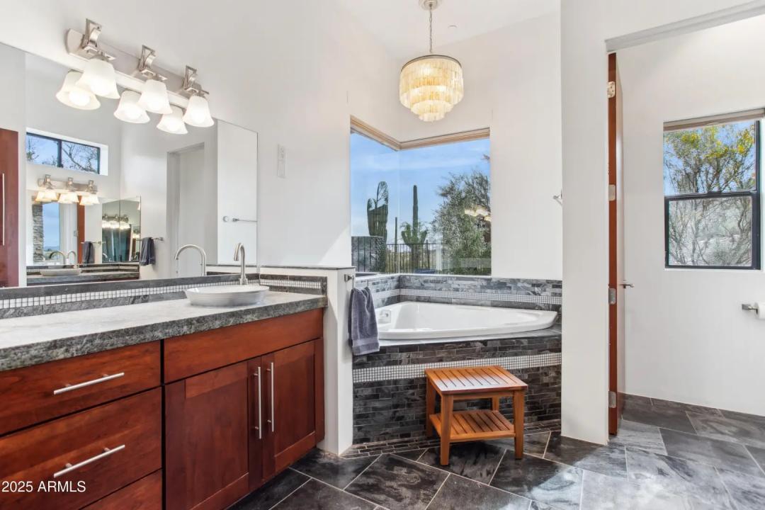 Real Estate Picture 19