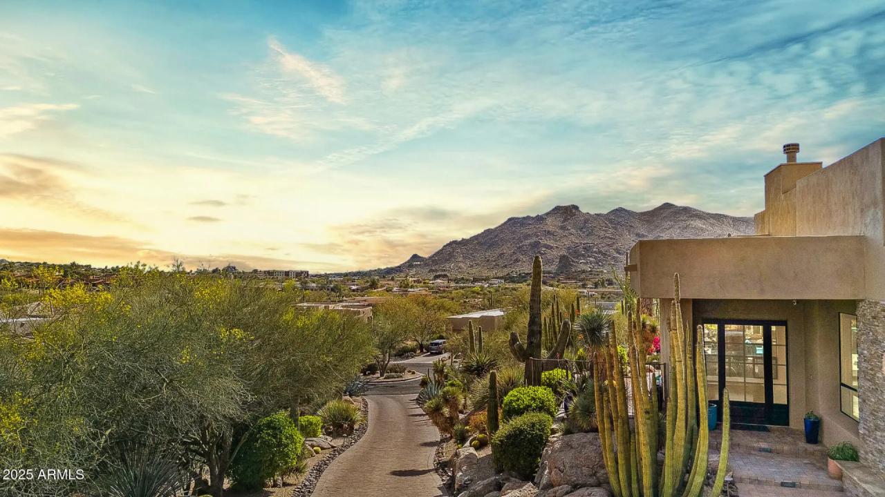Real Estate Picture 23