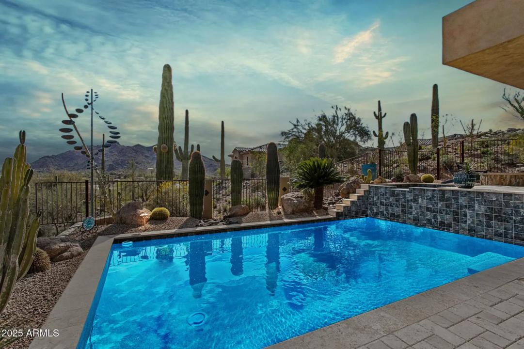 Real Estate Picture 25