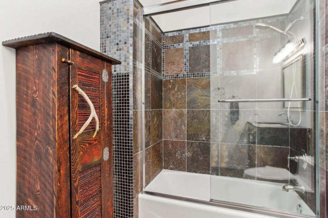 Real Estate Picture 26