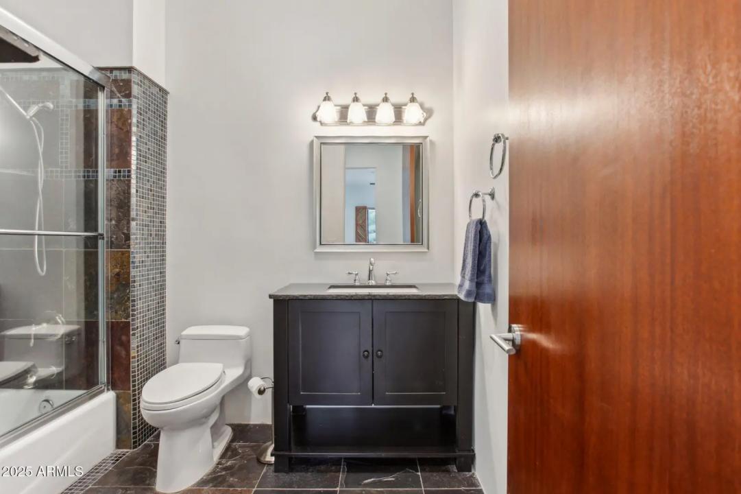 Real Estate Picture 27