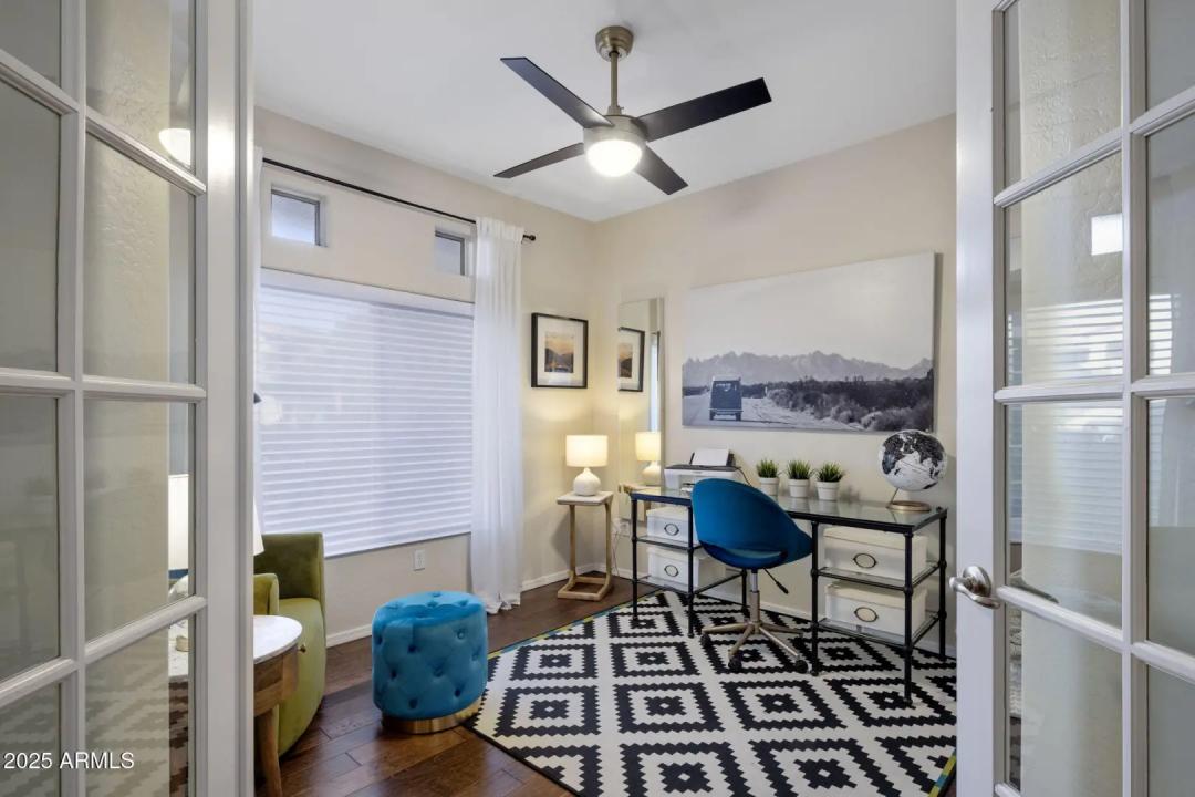 Real Estate Picture 12