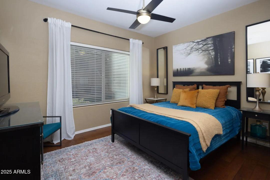 Real Estate Picture 18