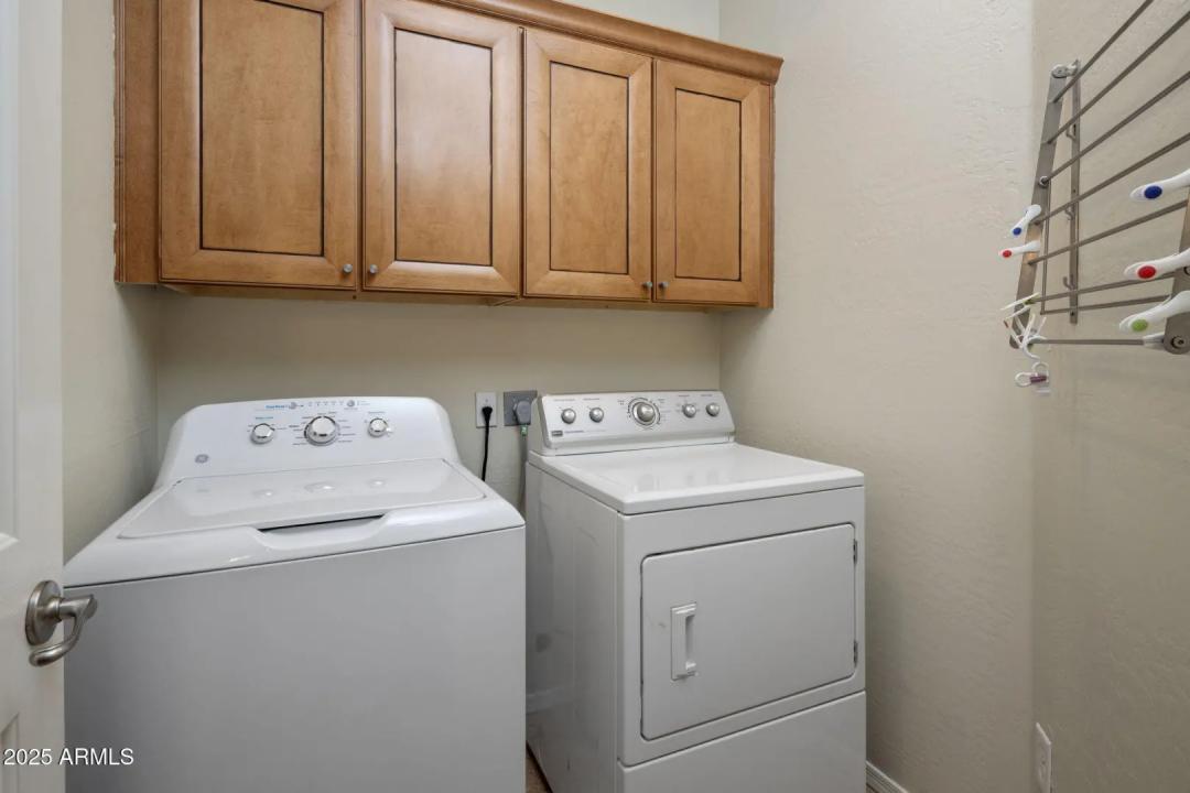 Real Estate Picture 19