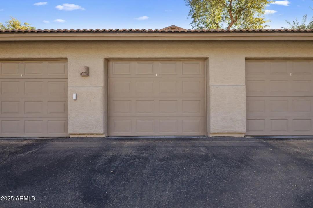 Real Estate Picture 25