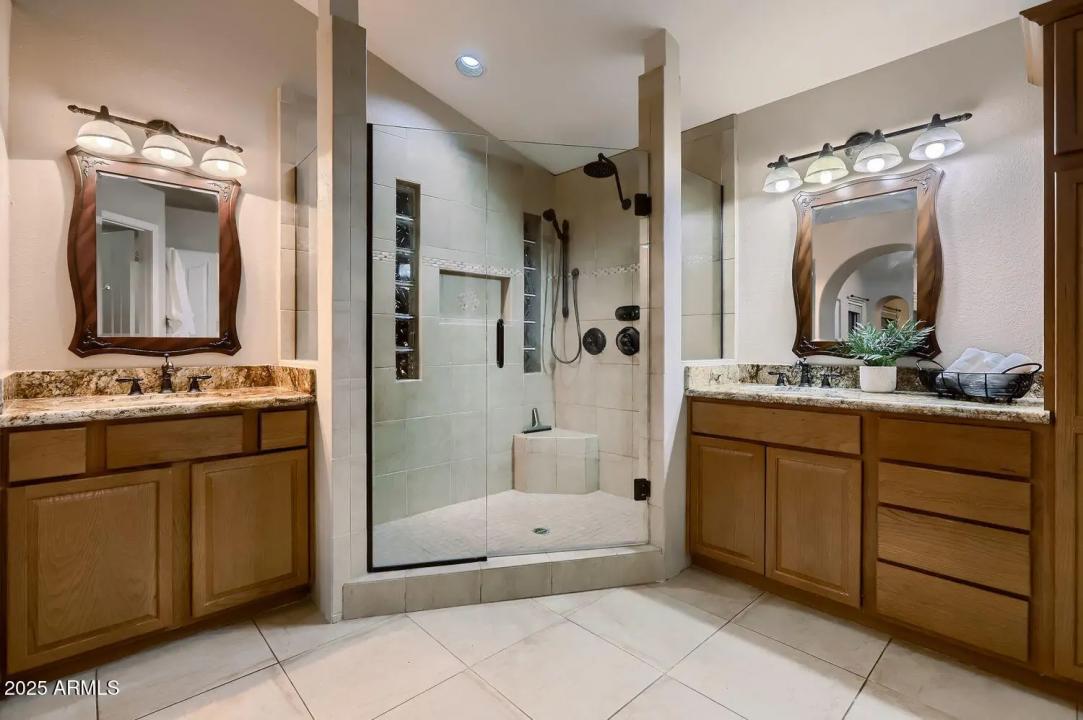 Real Estate Picture 19
