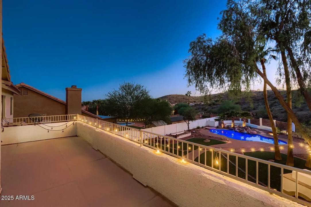 Real Estate Picture 25