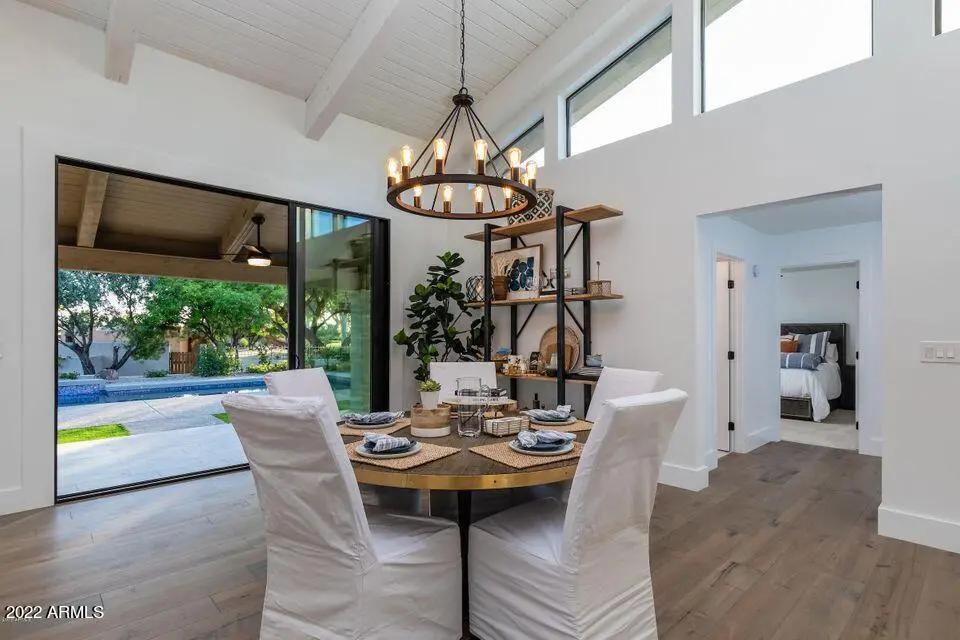 Real Estate Picture 5