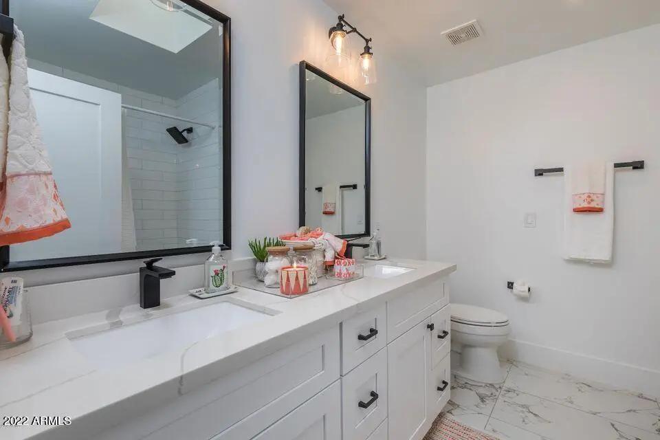 Real Estate Picture 17