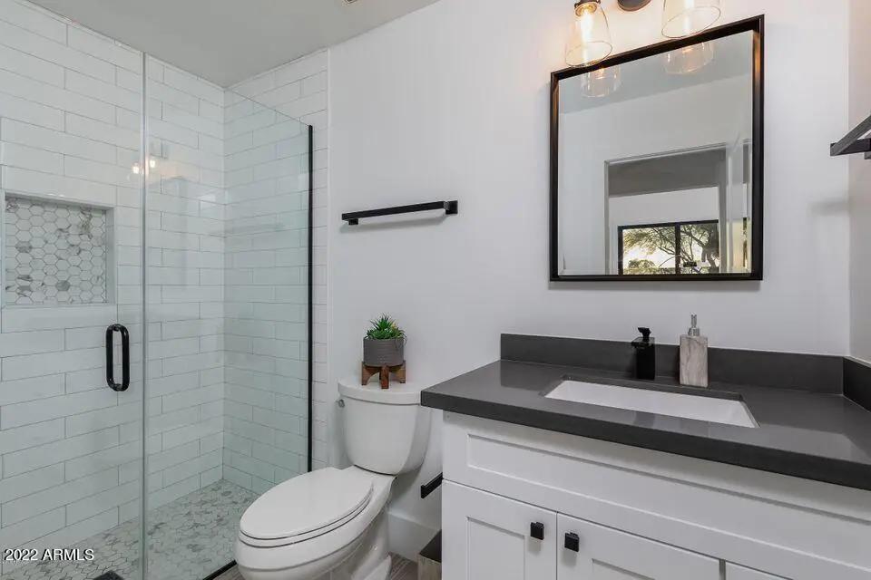 Real Estate Picture 23