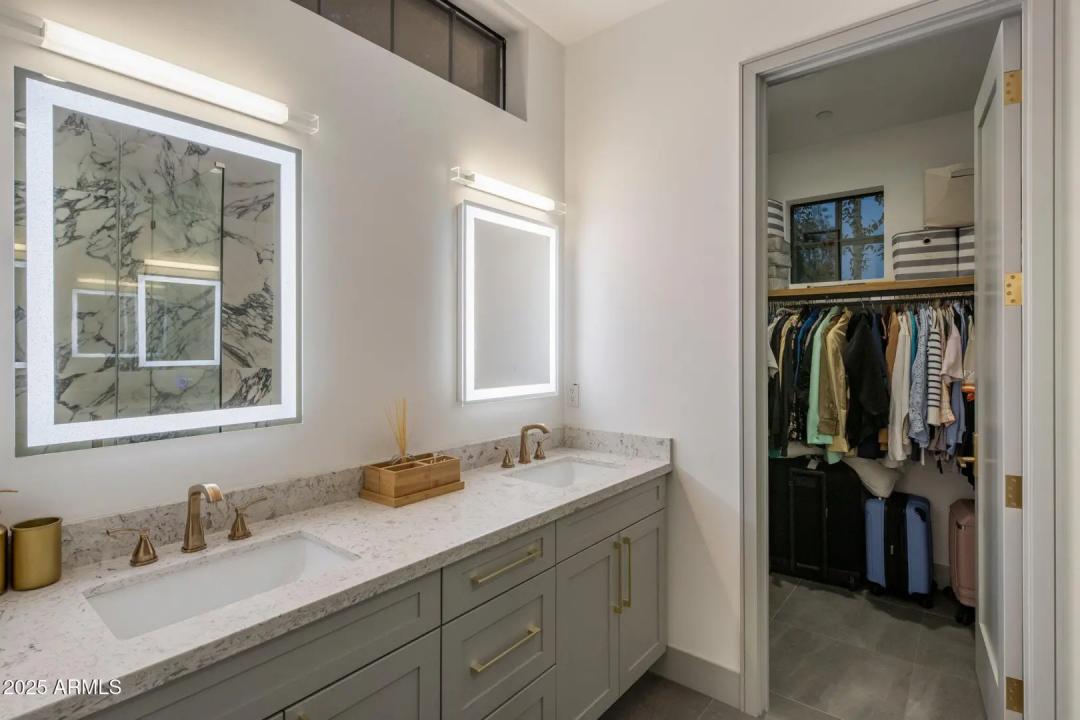 Real Estate Picture 21