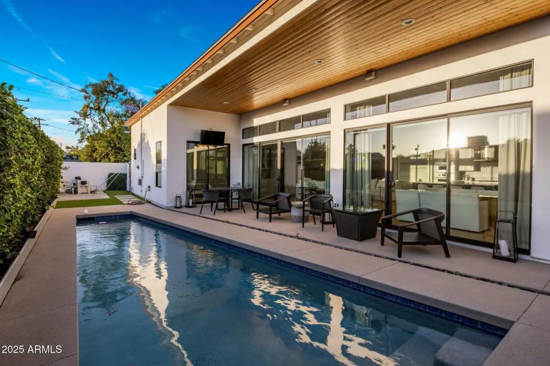 Real Estate Picture 27