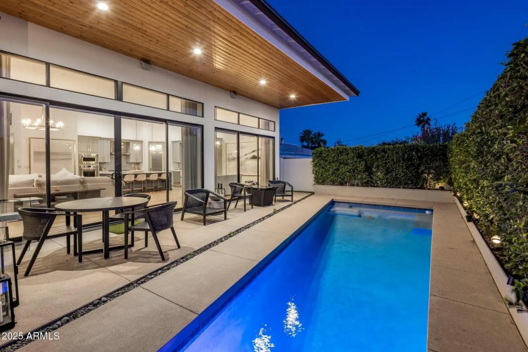 Real Estate Picture 30