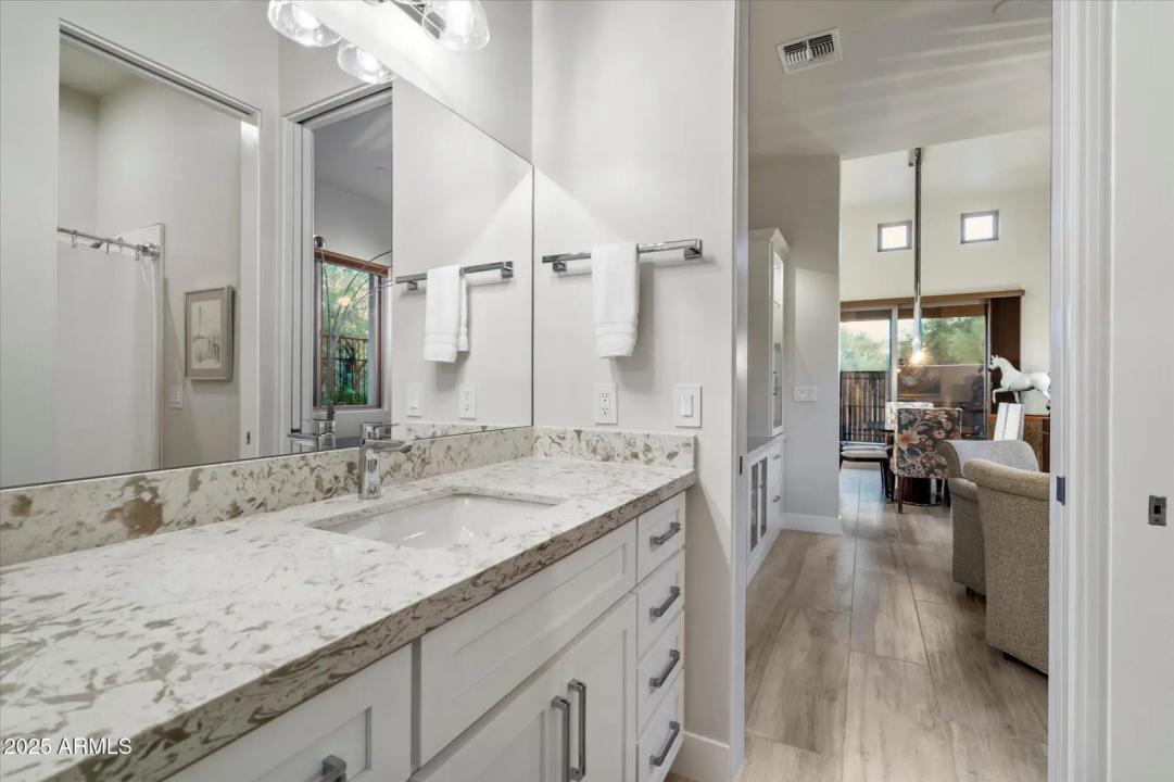 Real Estate Picture 29