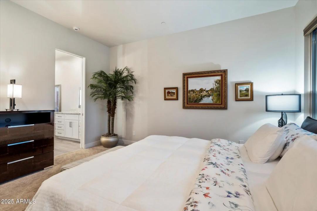 Real Estate Picture 20