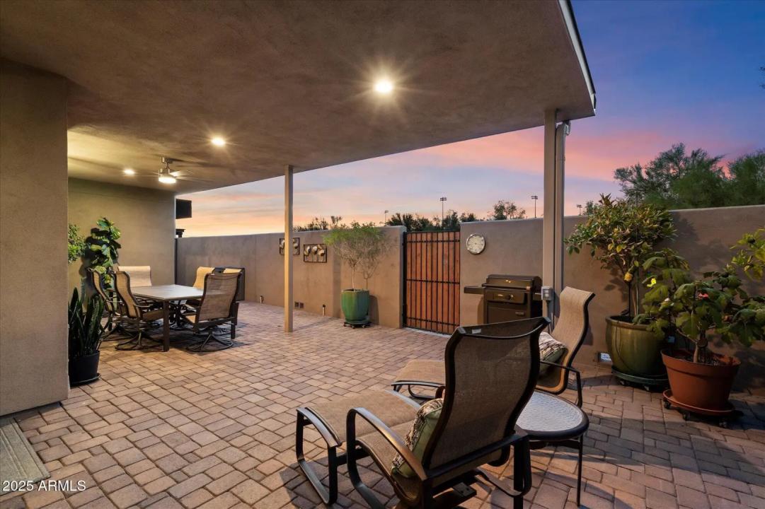 Real Estate Picture 33