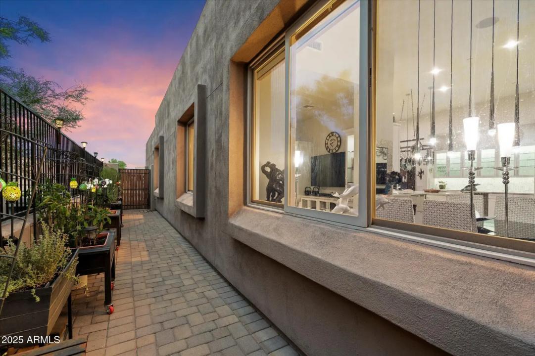 Real Estate Picture 36