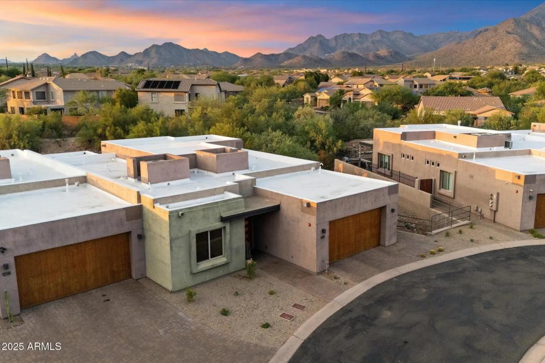 Real Estate Picture 37