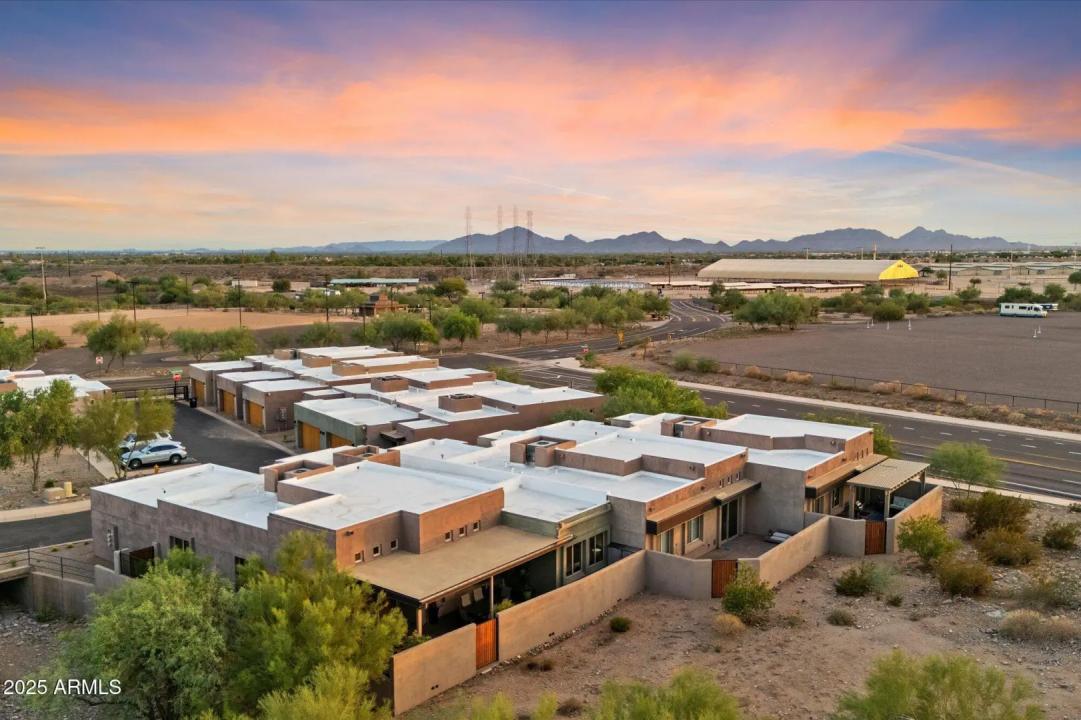 Real Estate Picture 39