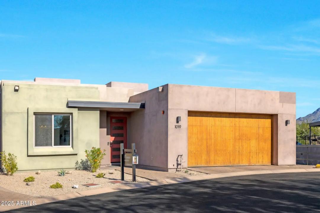 Real Estate Picture 2