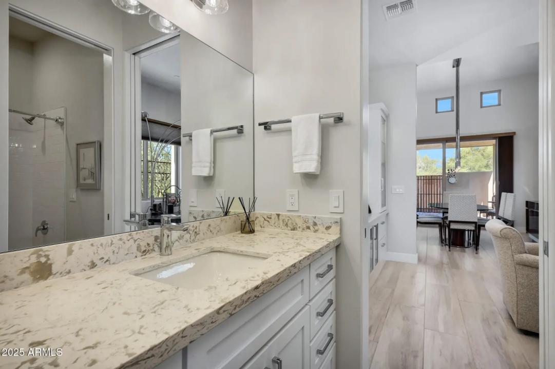 Real Estate Picture 44