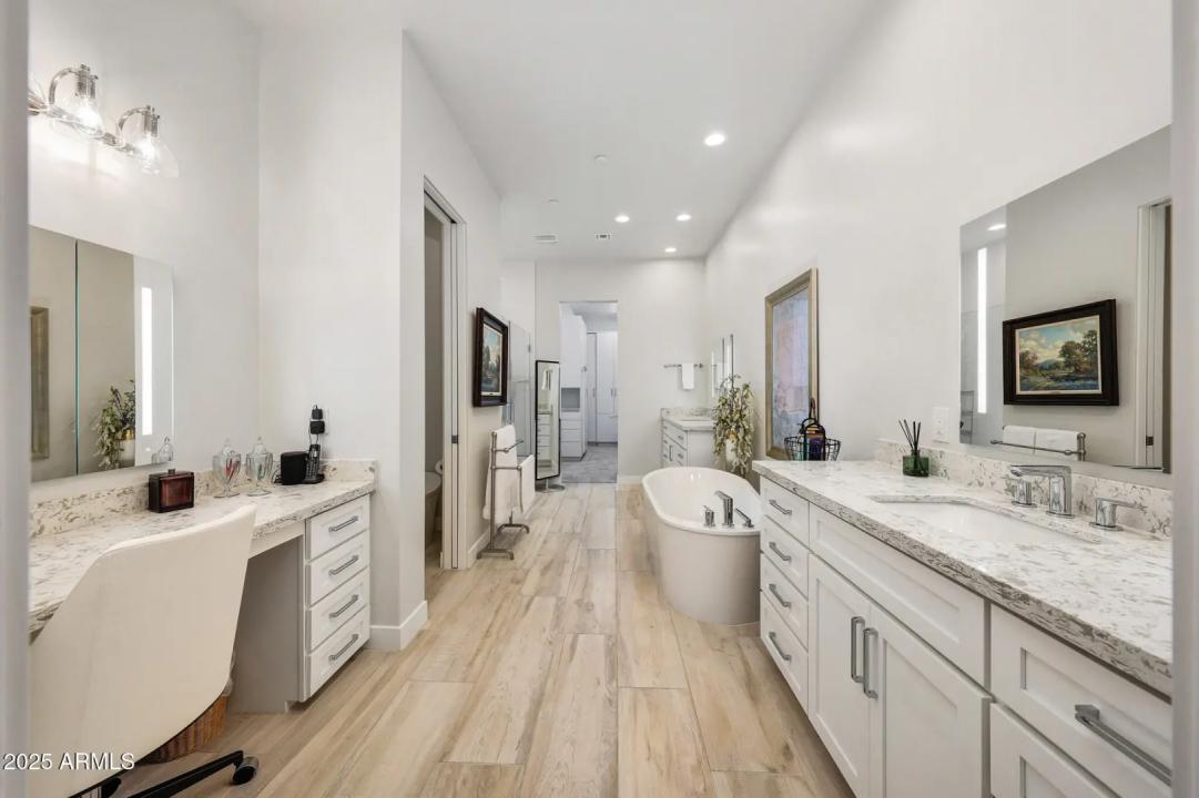 Real Estate Picture 31