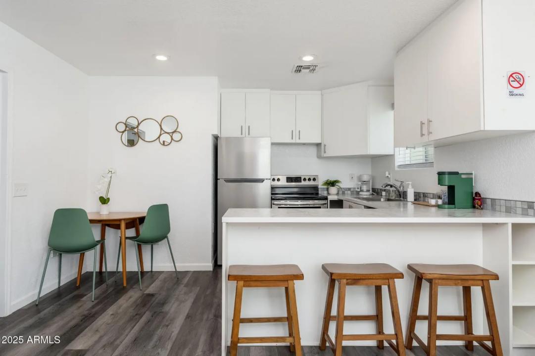 Real Estate Picture 29