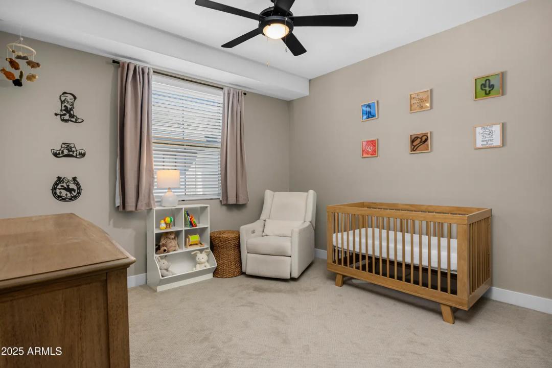 Real Estate Picture 16