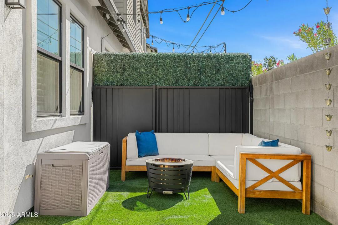 Real Estate Picture 22