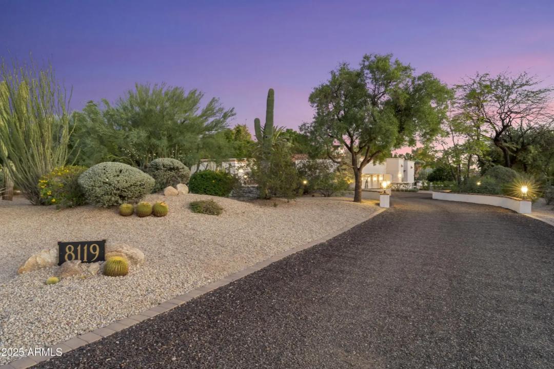 Real Estate Picture 12