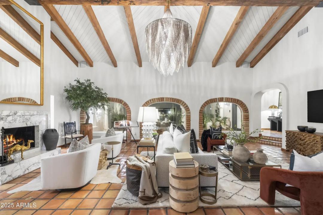 Real Estate Picture 22