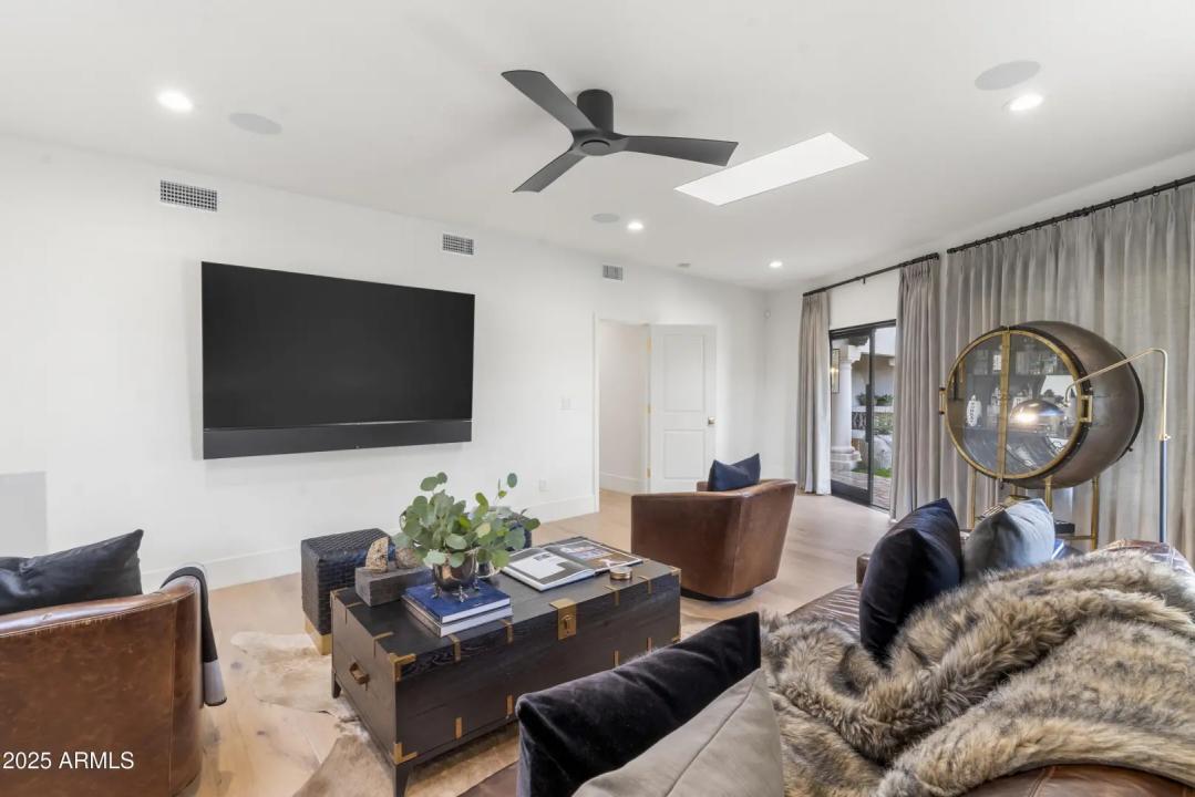 Real Estate Picture 55