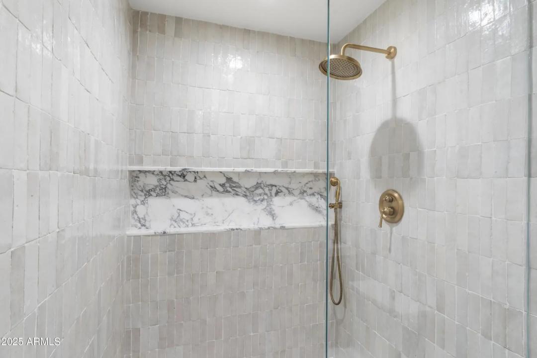 Real Estate Picture 58