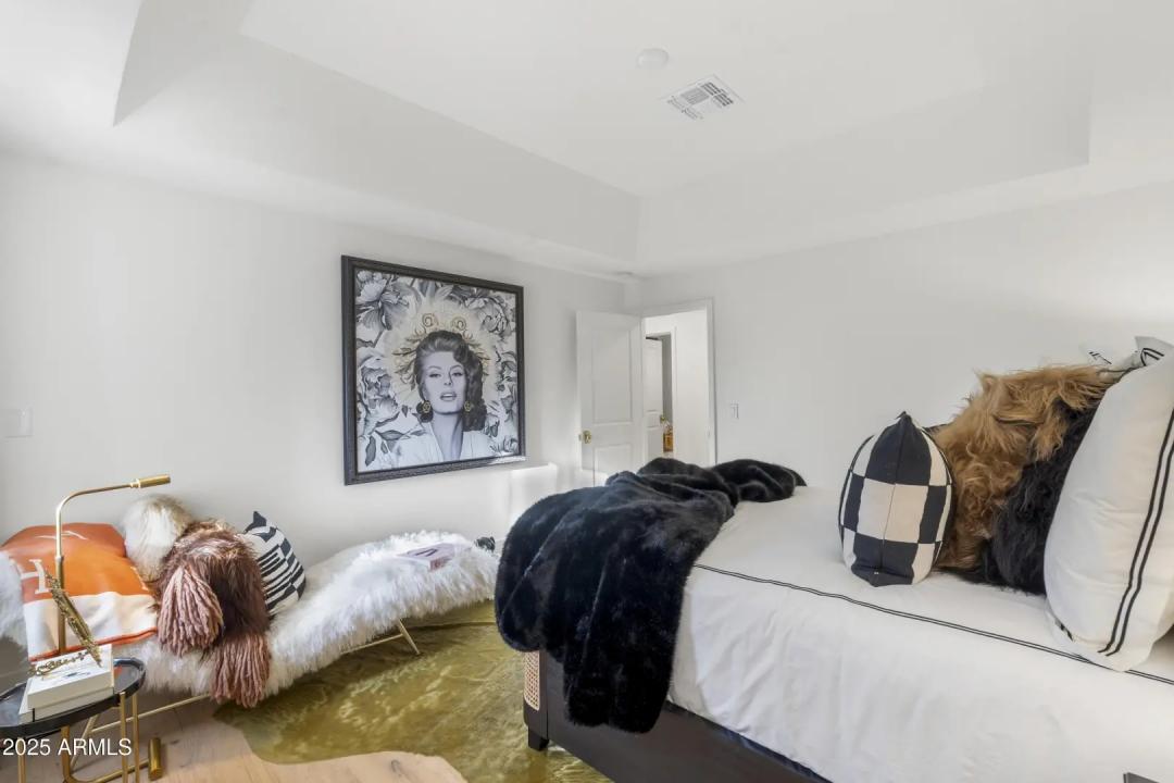 Real Estate Picture 60