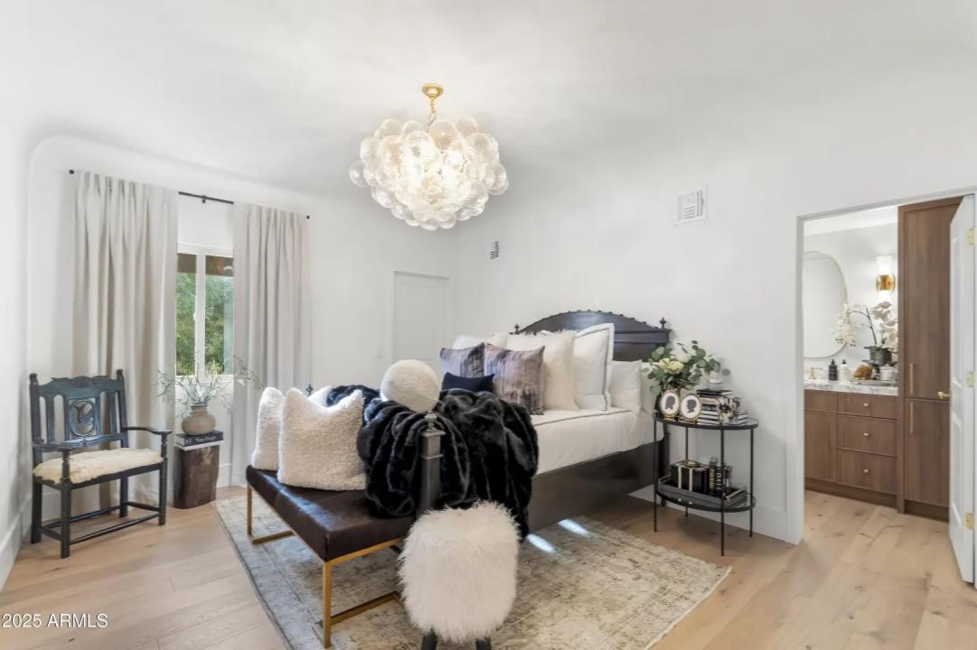 Real Estate Picture 64