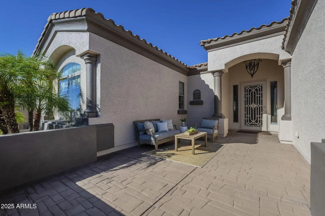 Real Estate Picture 3