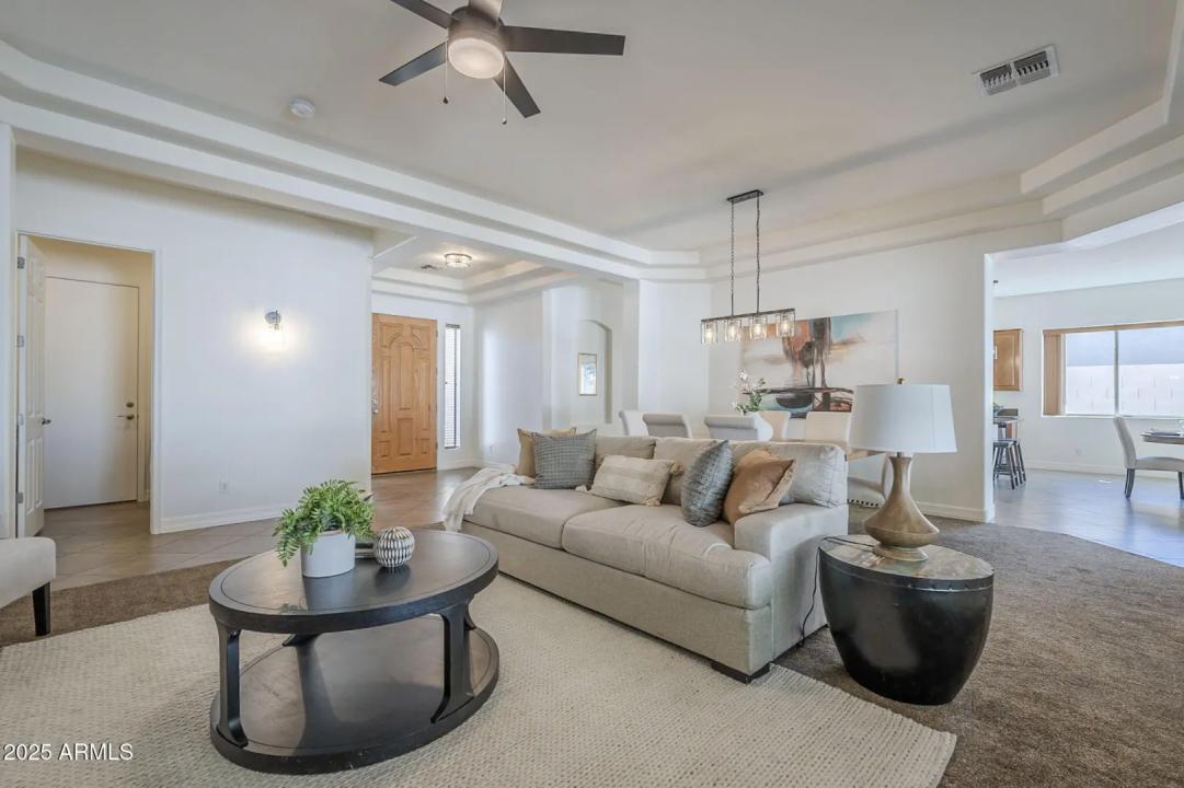 Real Estate Picture 6