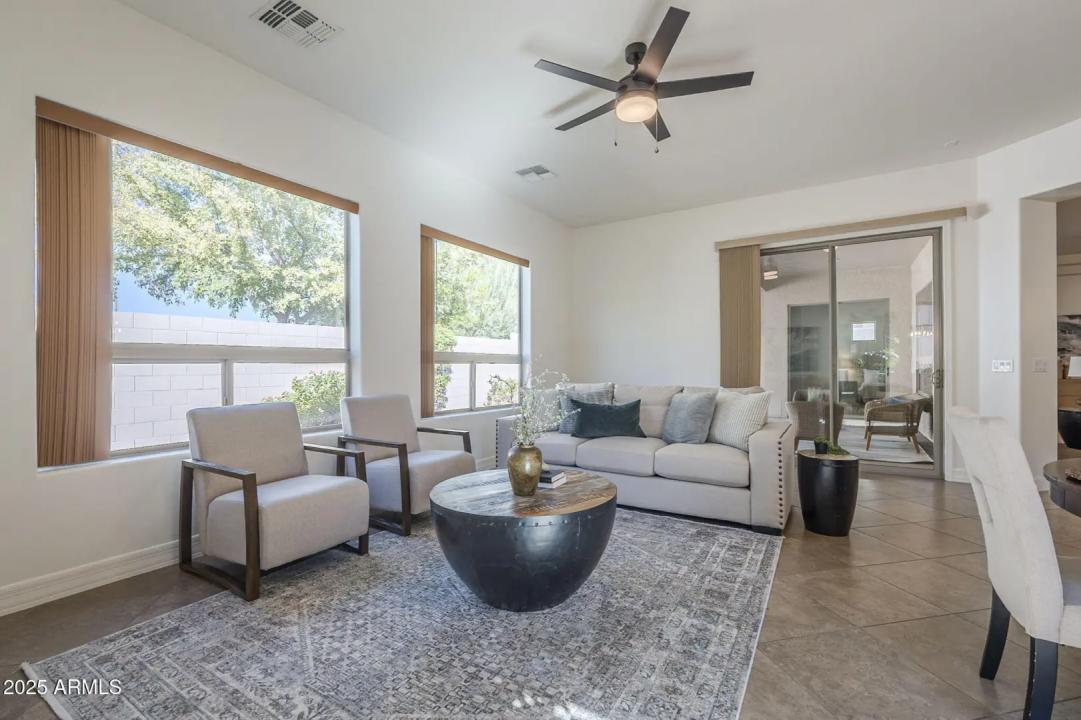 Real Estate Picture 21