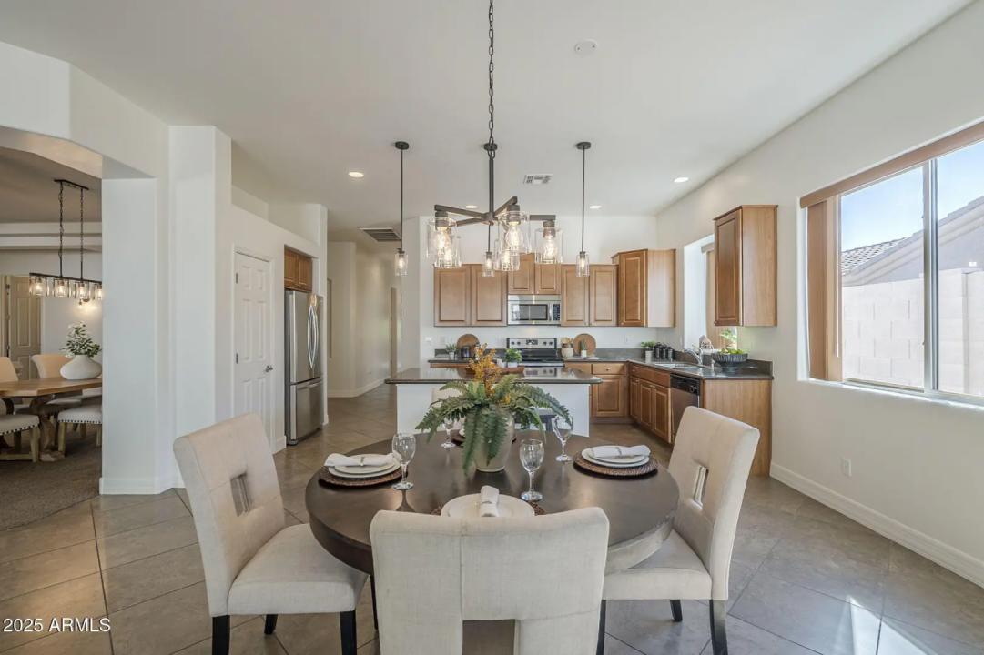 Real Estate Picture 20