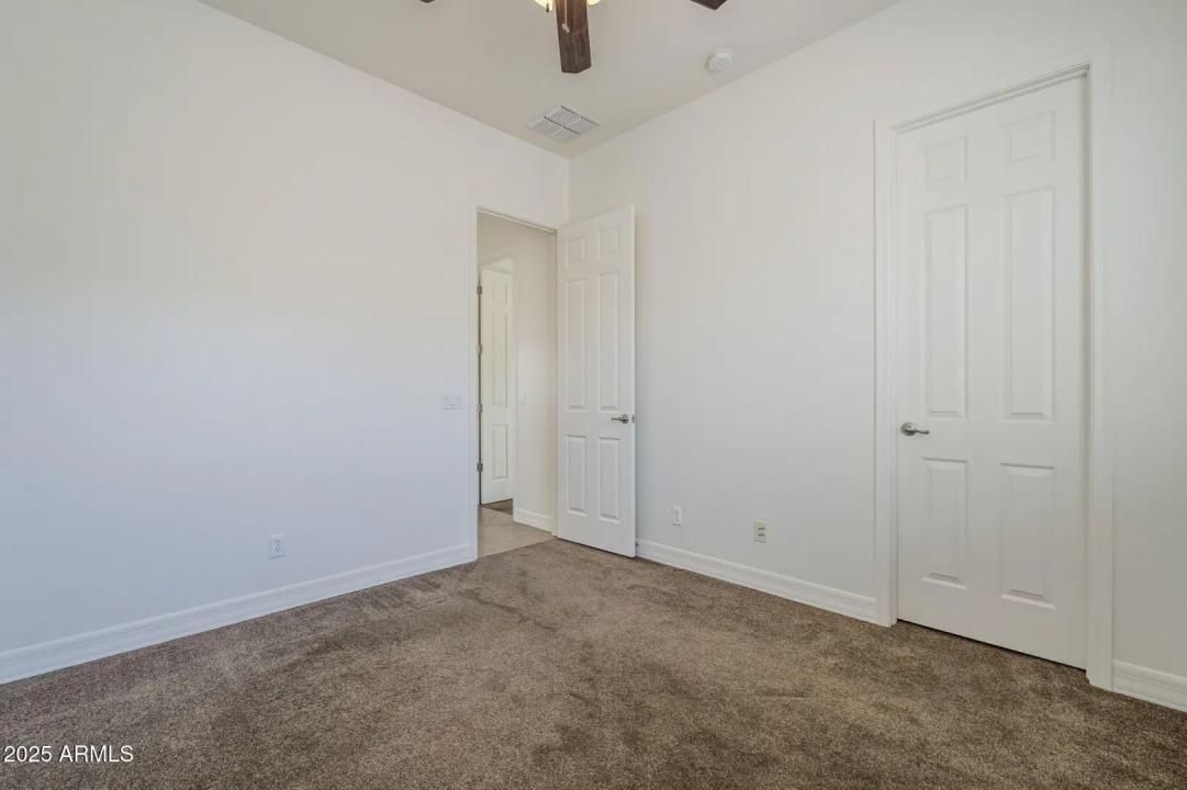 Real Estate Picture 35