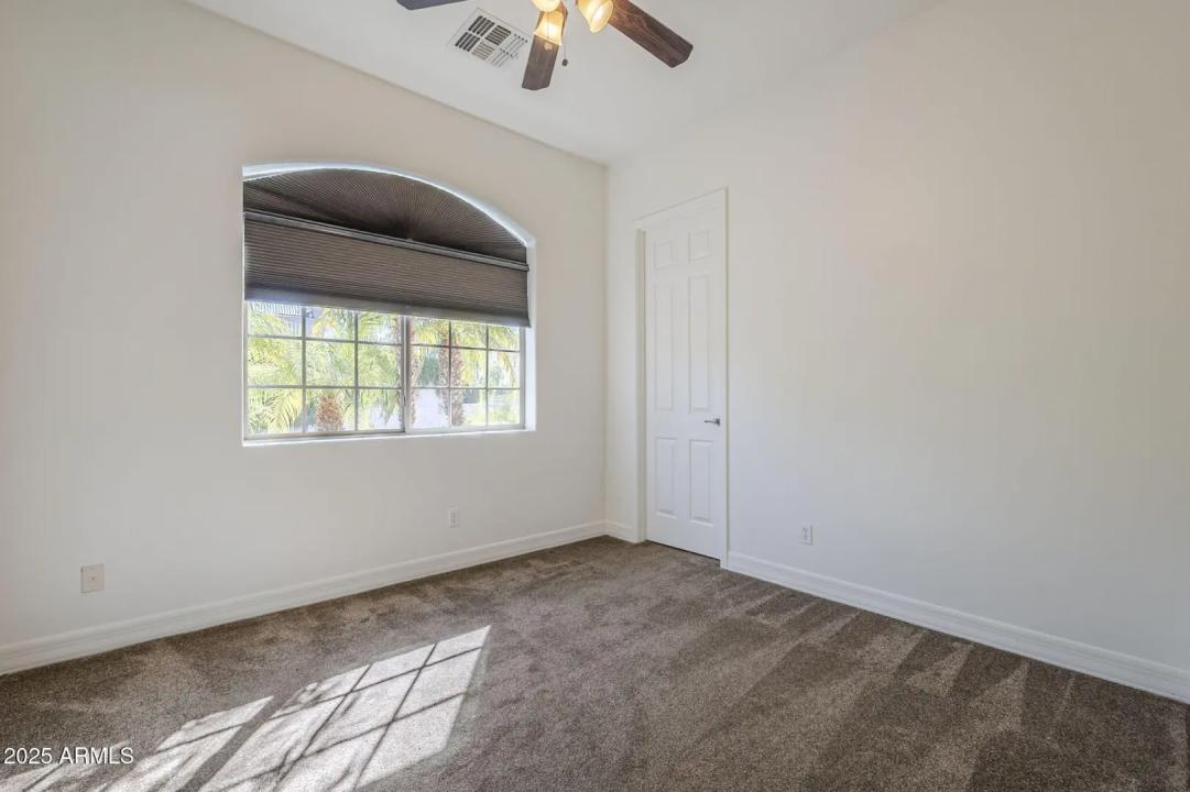Real Estate Picture 36