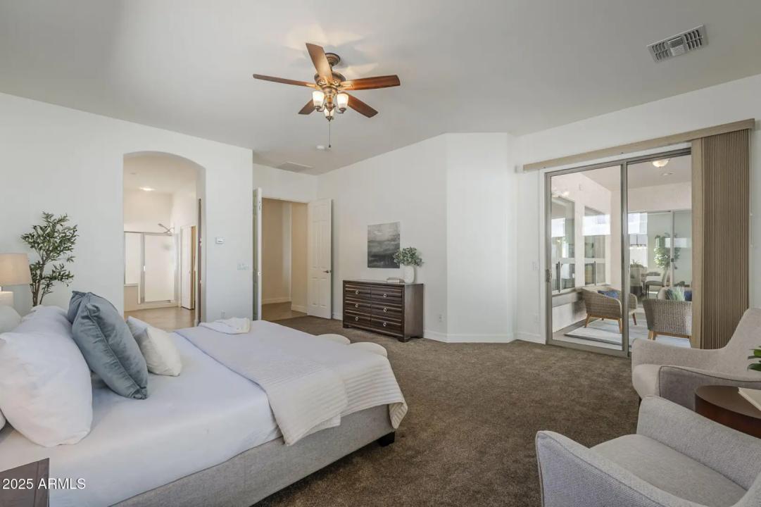 Real Estate Picture 25