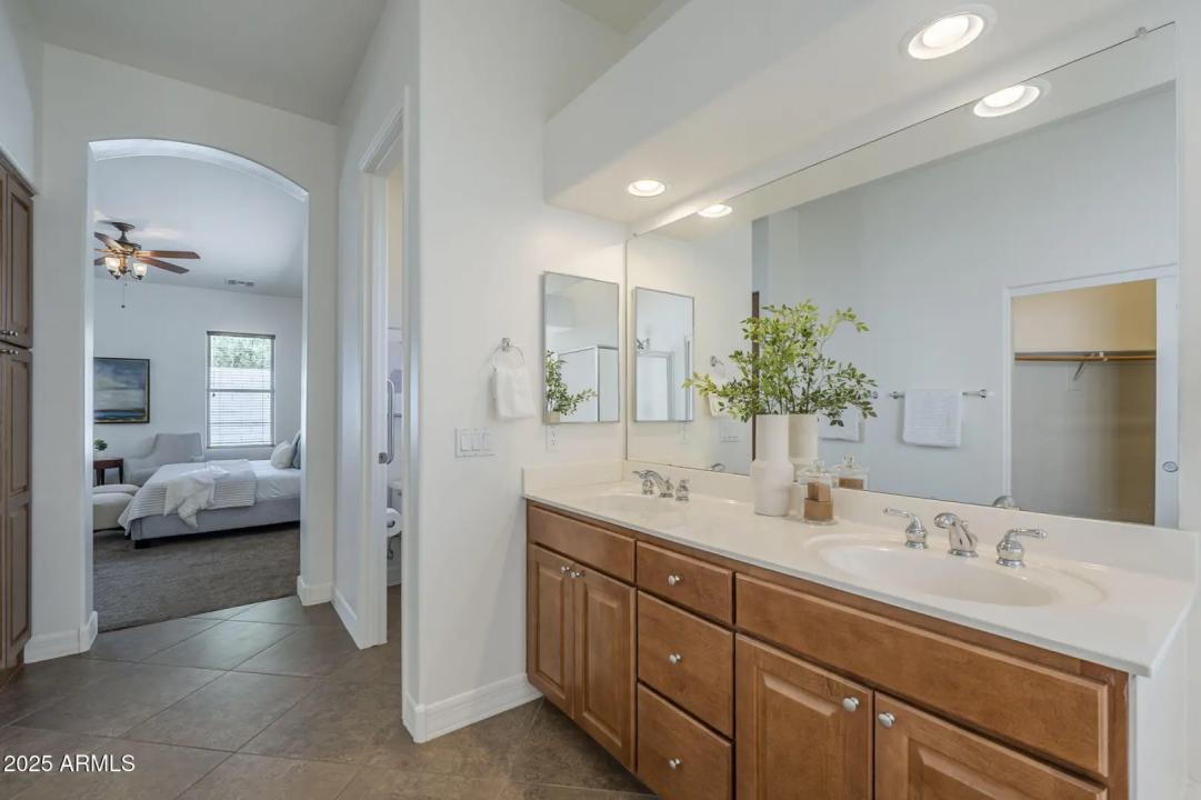 Real Estate Picture 28