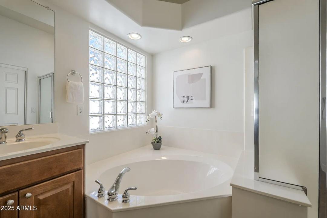 Real Estate Picture 29